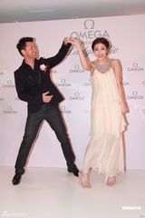 组图：杨谨华否认与怀秋相恋 羡慕林熙蕾怀孕祝福 