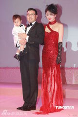 组图：孟瑶大婚王晶等捧场 豪花千万打造殿堂级婚宴