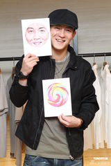 组图：陈冠希举办改版签书会 自曝与女友无结婚打算