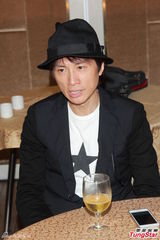 组图：黄子华新剧获好评 平常心争视帝