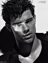 高清组图：泰勒-洛特纳登封面 留胡渣显男人味