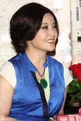 组图：刘晓庆自称非美女 李敖叹相见恨晚