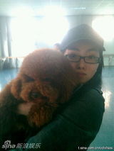 组图：李思思生活照曝光 一改春晚范儿变萌少女