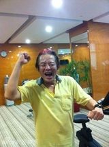 组图：高凌风微博回顾 病中仍坚持工作乐观积极