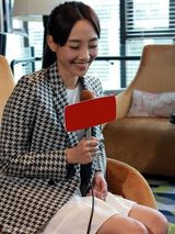 组图：白百何上海宣传《浮沉》 耍宝搞怪欢乐多