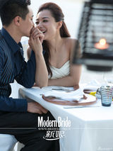 组图：刘璇王弢甜蜜登《新娘》 称幸福不需太满