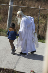 组图：《爸爸》变身大咖秀 张亮惊艳造型闪瞎眼