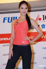 组图：白歆惠日本求姻缘 男友想找圈外人