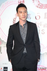 组图：王阳明柯佳嬿合作新剧当选荧屏完美情侣