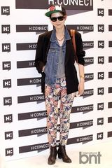 组图：SHINee等众星亮相时装品牌开店仪式