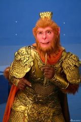 高清图：吴樾版齐天大圣造型曝光 似穿黄金圣衣