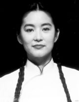 组图：林青霞曾演赖声川话剧 人到中年美如少女