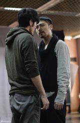 组图：田沁鑫《罗朱》热排 殷桃李光洁初遇情动