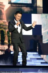 组图：吴宗宪现场翻唱历届最佳台语歌手作品