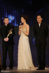 高清：车晓优雅亮相百花奖 拼接礼服韵味十足