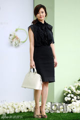 组图：李秉宪李珉廷完婚 宋承宪金汎(金范)等道贺