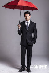 组图：张峻宁登杂志封面 展现优雅英伦绅士风