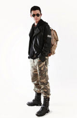 组图：《麻辣女兵》首曝定妆照 90后新兵持枪亮相