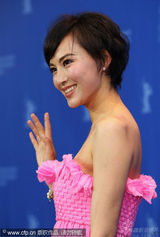 幻灯图集：《团圆》登场 王全安携卢燕莫小棋亮相