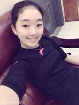 组图：花滑17岁小将李子君清纯可爱获粉丝喜爱