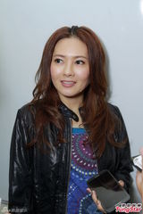 组图：李丽珍李若彤录奖门人 陈百祥被调侃