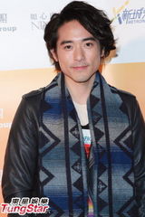 组图：吴卓羲钟嘉欣等助阵新星争霸战