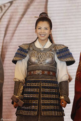 组图：胡歌刘涛《琅琊榜》发布会曝终极造型