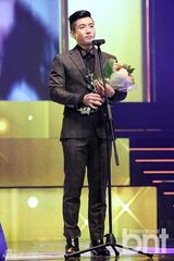 组图：Brain与男团M.pire等出席亚洲模特大赏