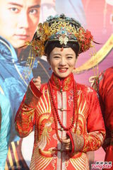 组图：安以轩新剧当新娘力挺杜淳否认当小三