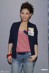 组图：洪卓立不为金钱拍裸照 江若琳赞罗仲谦身材