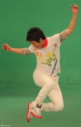 高清图：韩庚成亚运志愿者代言人 花絮照曝光