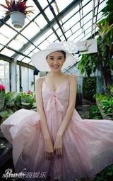 幻灯：刘冬写真尽显优雅 东方美女温暖绽放