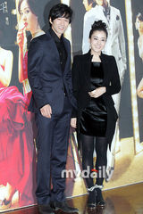 幻灯图集：朴恩惠等出席《粉红色口红》制作发布会