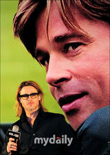 组图：布拉德-皮特亮相《点球成金》韩国记者会