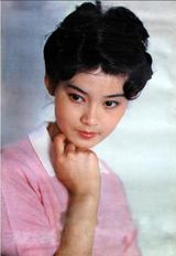 组图：58岁潘虹罕见绝美青涩照曝光