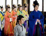 组图：赵丽颖《女相》造型多变