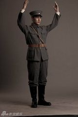 组图：献礼剧《开天辟地》周恩来定妆照