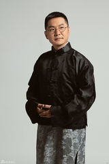 组图：周杰演话剧挑战徐志摩 5月将亮相上海