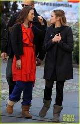 组图：莱弗利梅斯特齐聚《绯闻女孩》片场