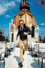 组图：《国土安全》男主戴米恩帅气登杂志