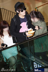 组图：FT等赴日本参加《MCountdown HelloJapan》