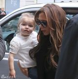 策划：七公主和萌爸贝克汉姆的亲密瞬间