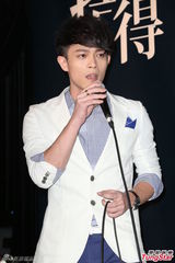 组图：林宇中叹不受爱神眷顾 发片卖萌唱跳儿歌