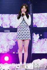 组图:金宇彬告别MCD 泰妍钟铉对唱GirlsDay夺冠