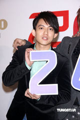 幻灯图集：林宥嘉年底忙不停 联手飞轮海宣告跨年 