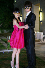 组图：《就想爱着你》陈紫函张勋杰浪漫起舞