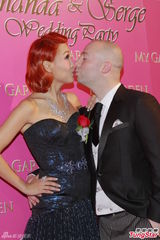 组图：李蕙敏香港补请喜宴 黄伟文要当小孩干爹