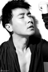 高清： 保剑锋最新成熟写真 眼神凌厉散发男人味