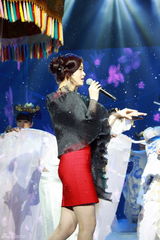 组图：蒋欣秀唱功演绎《后宫甄嬛传》主题曲