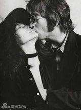 组图：盘点约翰-列侬和小野洋子的恩爱瞬间